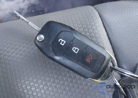 2016 Ford F-150 Xl z USA, uszkodzony, nr VIN 1FTEX1C81GFB56418